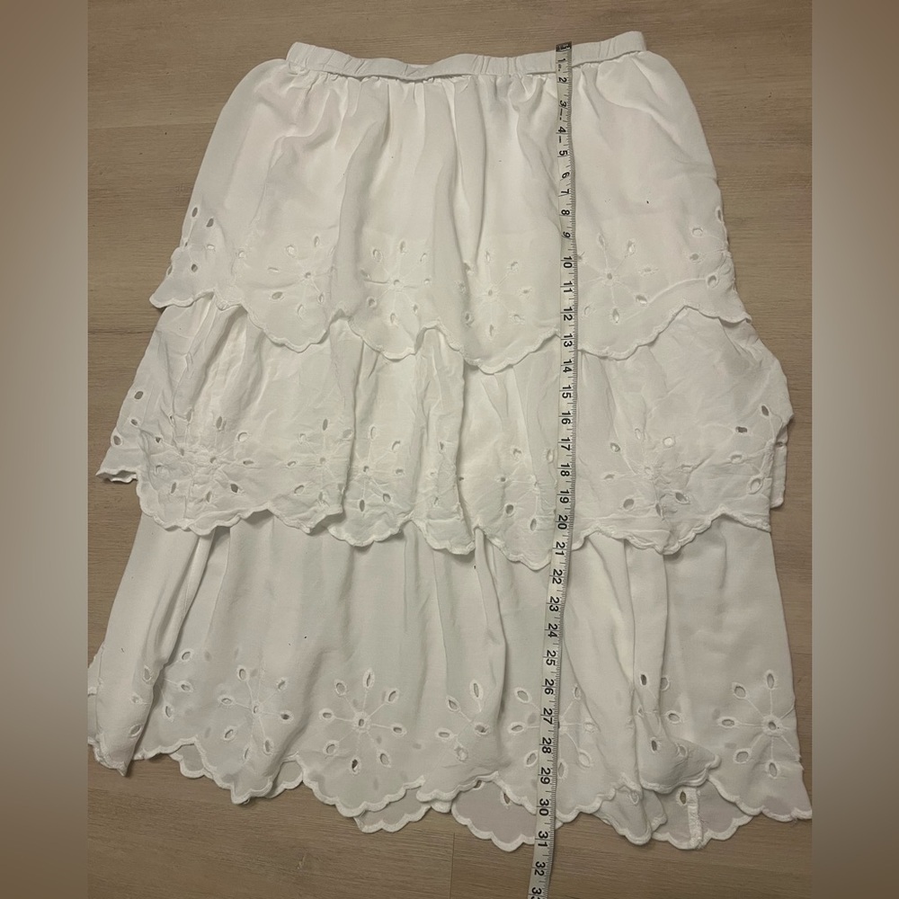 White Tiered Maxi Skirt for Resort Wear - Picture 4 of 5